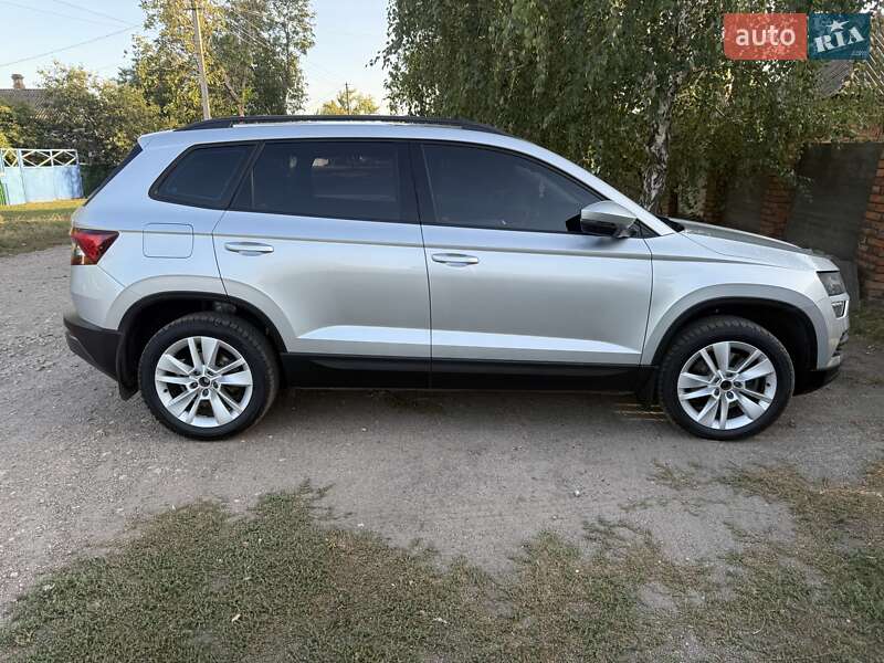Позашляховик / Кросовер Skoda Karoq 2018 в Долинській