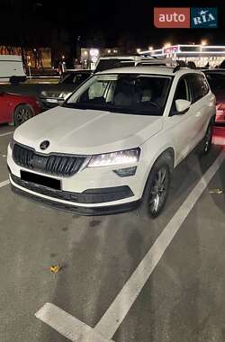Внедорожник / Кроссовер Skoda Karoq 2020 в Киеве