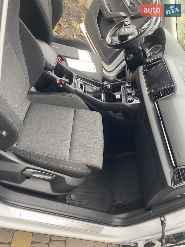 Внедорожник / Кроссовер Skoda Karoq 2022 в Краснограде