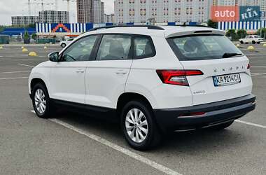 Позашляховик / Кросовер Skoda Karoq 2021 в 