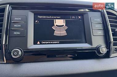 Позашляховик / Кросовер Skoda Karoq 2021 в 