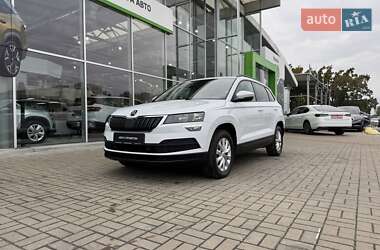 Внедорожник / Кроссовер Skoda Karoq 2018 в 