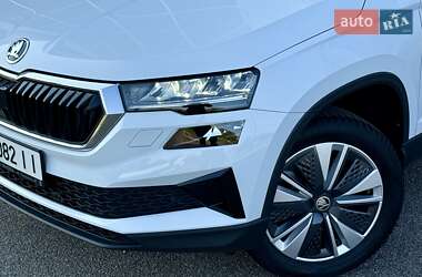 Внедорожник / Кроссовер Skoda Karoq 2023 в 