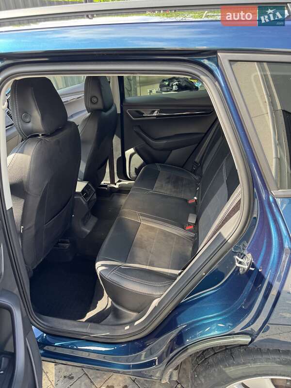 Позашляховик / Кросовер Skoda Karoq 2022 в Ужгороді