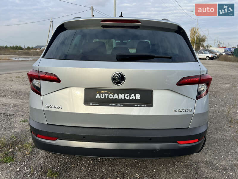 Внедорожник / Кроссовер Skoda Karoq 2019 в Киеве