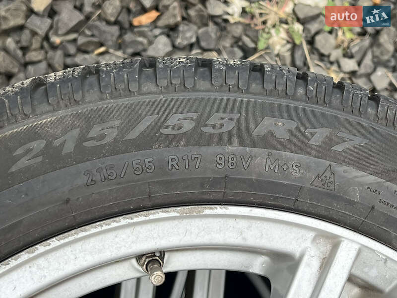 Внедорожник / Кроссовер Skoda Karoq 2021 в Луцке