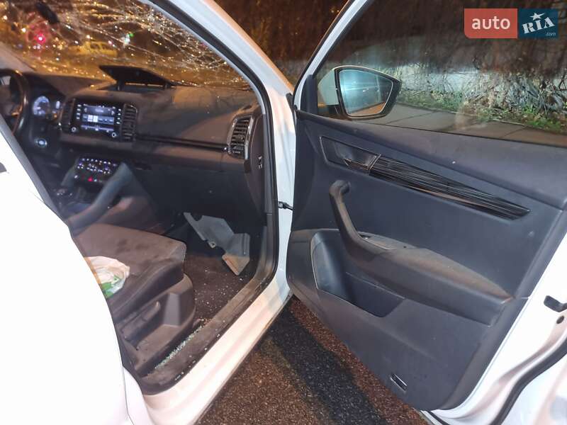 Внедорожник / Кроссовер Skoda Karoq 2018 в Харькове