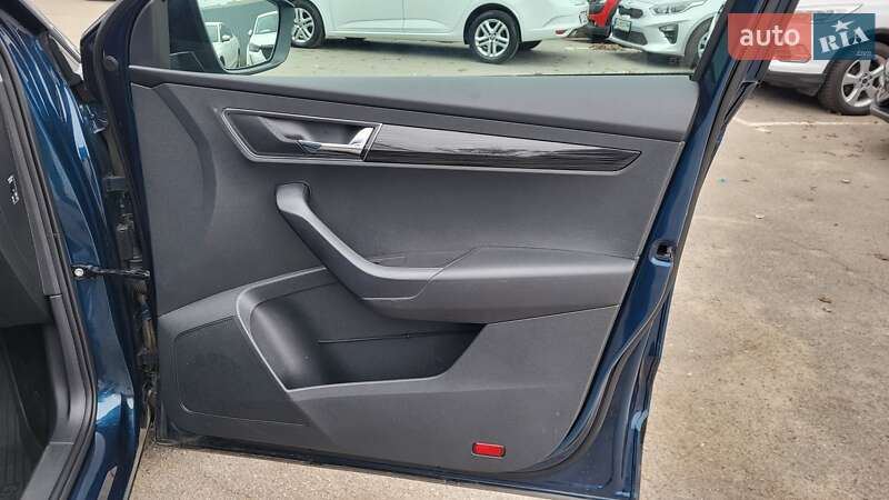 Позашляховик / Кросовер Skoda Karoq 2020 в Києві