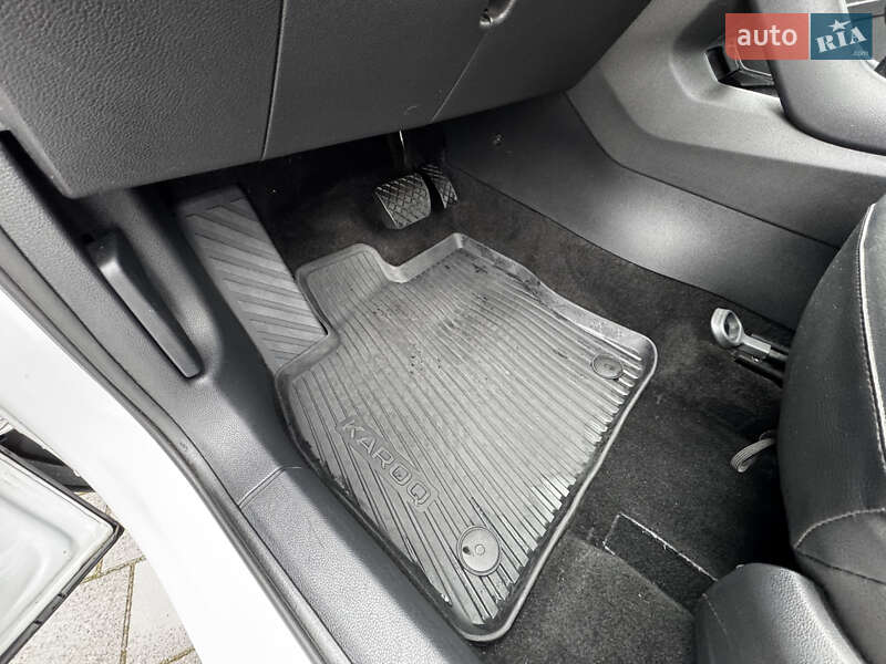 Внедорожник / Кроссовер Skoda Karoq 2022 в Ивано-Франковске