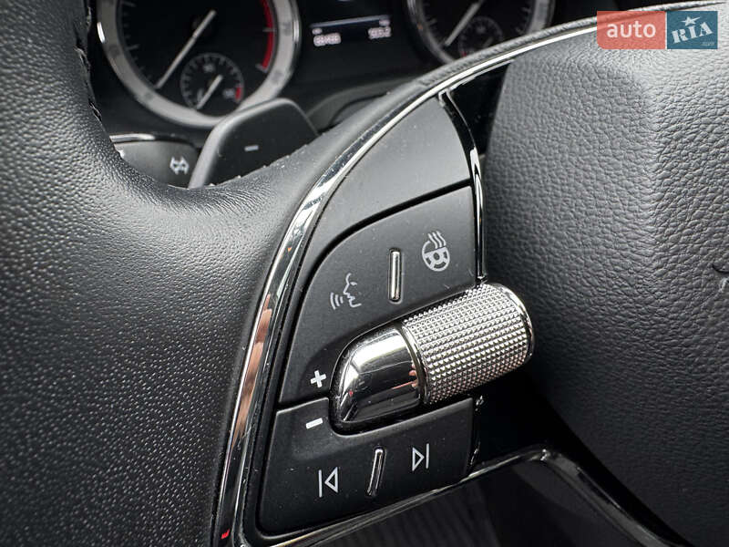 Внедорожник / Кроссовер Skoda Karoq 2022 в Ивано-Франковске