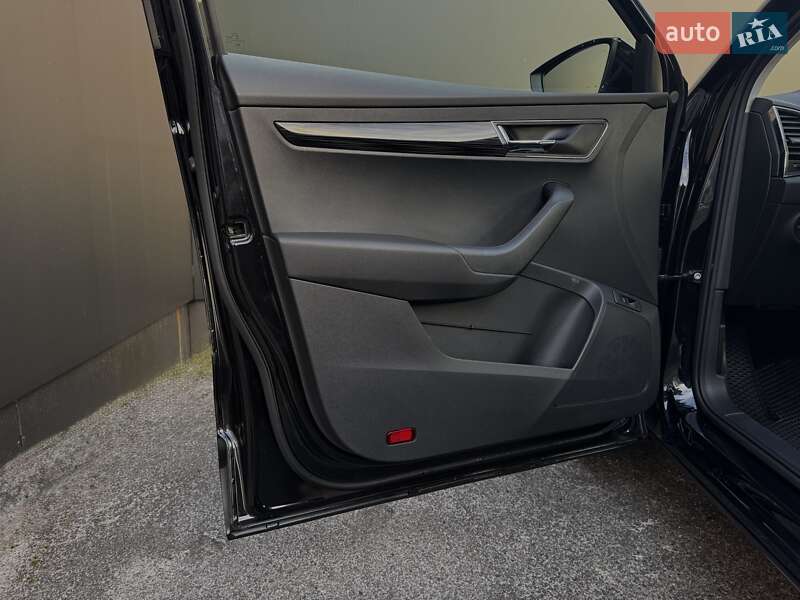 Внедорожник / Кроссовер Skoda Karoq 2020 в Львове