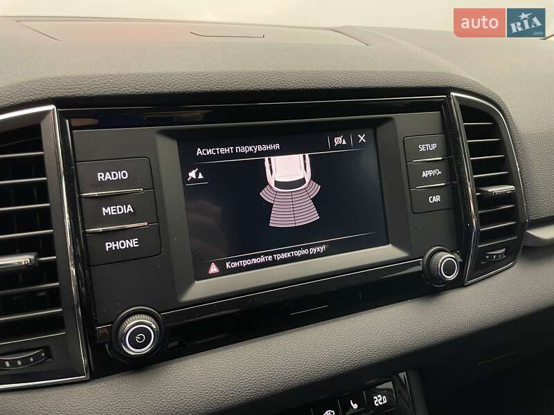 Внедорожник / Кроссовер Skoda Karoq 2019 в Киеве