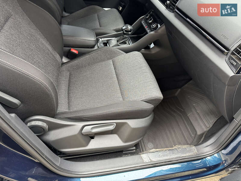 Внедорожник / Кроссовер Skoda Karoq 2020 в Полтаве