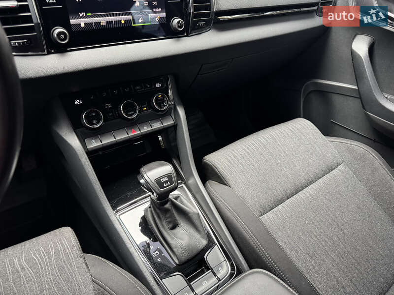 Внедорожник / Кроссовер Skoda Karoq 2020 в Полтаве