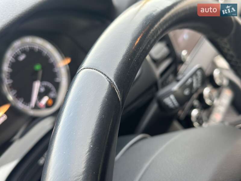 Позашляховик / Кросовер Skoda Karoq 2018 в Києві