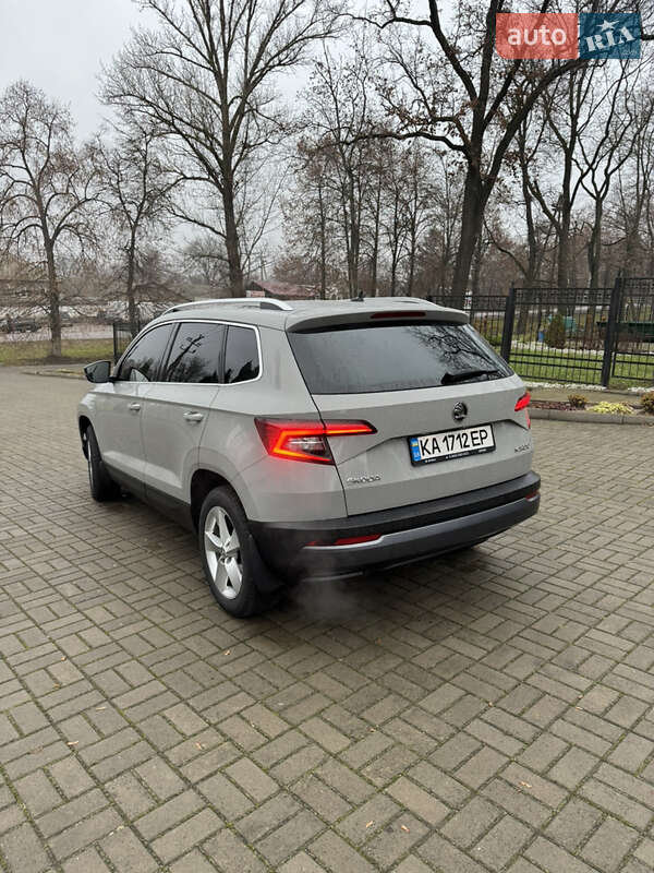 Внедорожник / Кроссовер Skoda Karoq 2018 в Киеве