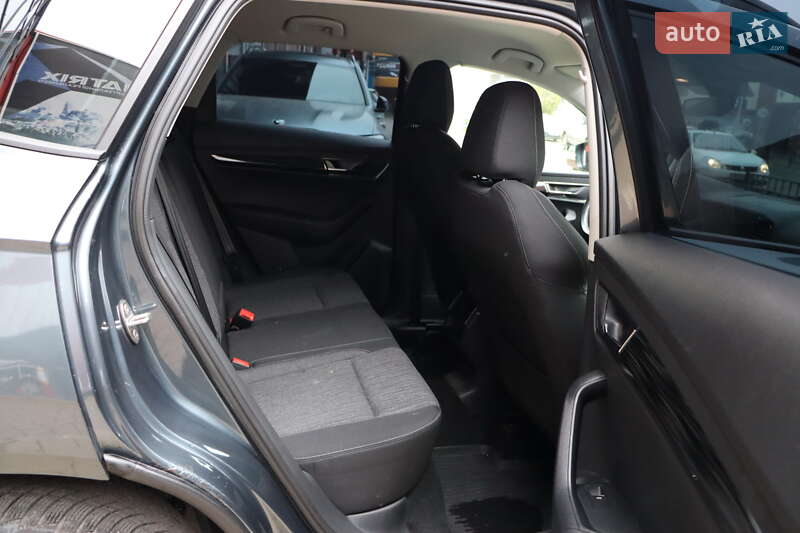 Позашляховик / Кросовер Skoda Karoq 2018 в Львові