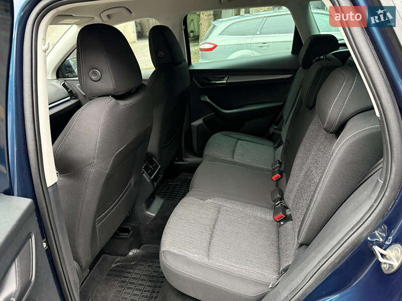 Внедорожник / Кроссовер Skoda Karoq 2020 в Ровно