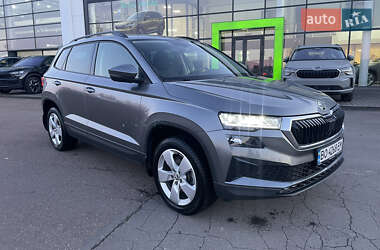 Внедорожник / Кроссовер Skoda Karoq 2023 в Тернополе