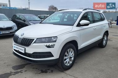 Внедорожник / Кроссовер Skoda Karoq 2020 в Киеве