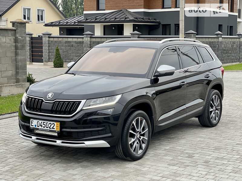 Позашляховик / Кросовер Skoda Kodiaq Scout 2019 в 
