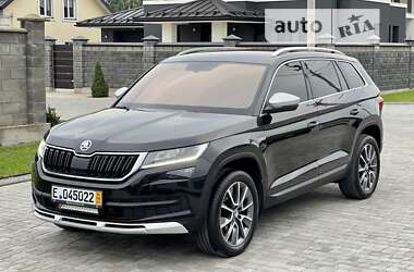 Позашляховик / Кросовер Skoda Kodiaq Scout 2019 в 