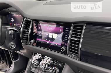 Позашляховик / Кросовер Skoda Kodiaq Scout 2019 в 