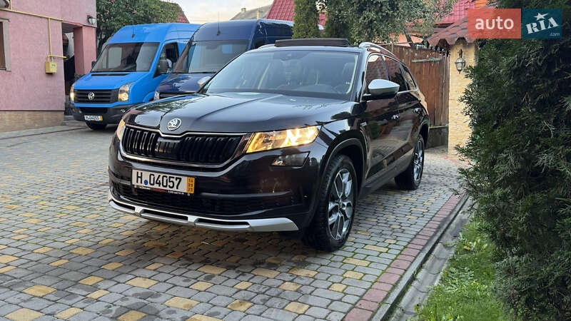 Позашляховик / Кросовер Skoda Kodiaq Scout 2018 в Сваляві