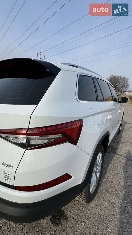 Внедорожник / Кроссовер Skoda Kodiaq 2022 в Полтаве