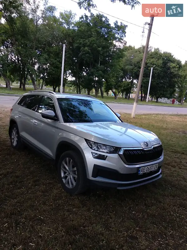 Skoda Kodiaq 2021 VIN TMBLJ6NS2NB400063 фото оголошення 3 з 46