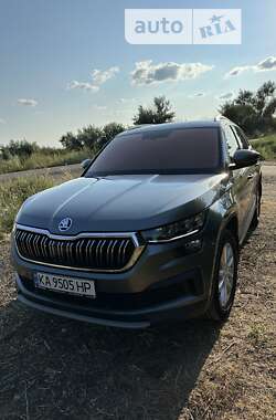 Позашляховик / Кросовер Skoda Kodiaq 2022 в Дніпрі