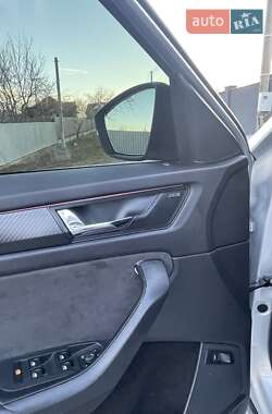 Внедорожник / Кроссовер Skoda Kodiaq 2019 в 