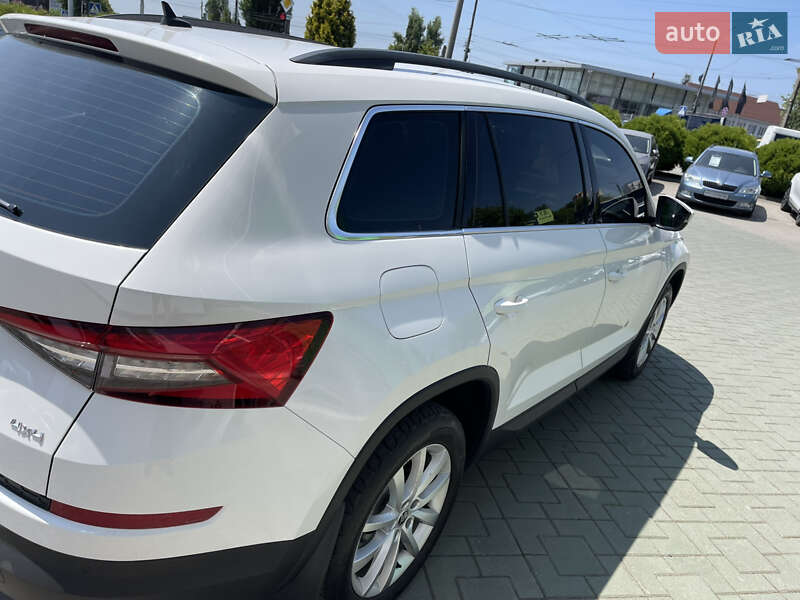 Позашляховик / Кросовер Skoda Kodiaq 2020 в Києві