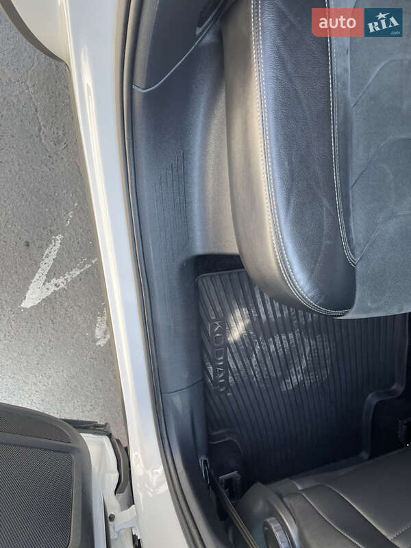 Позашляховик / Кросовер Skoda Kodiaq 2020 в Києві