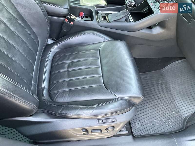 Позашляховик / Кросовер Skoda Kodiaq 2021 в Дніпрі