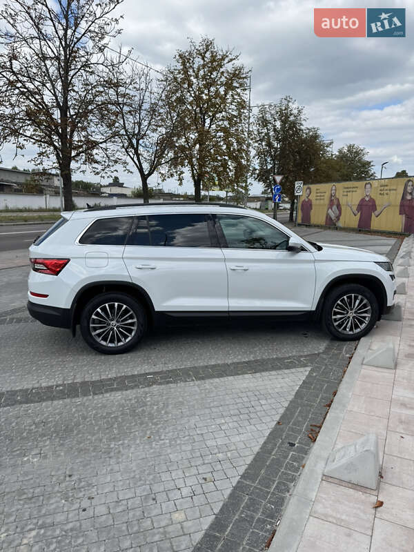 Внедорожник / Кроссовер Skoda Kodiaq 2021 в Киеве