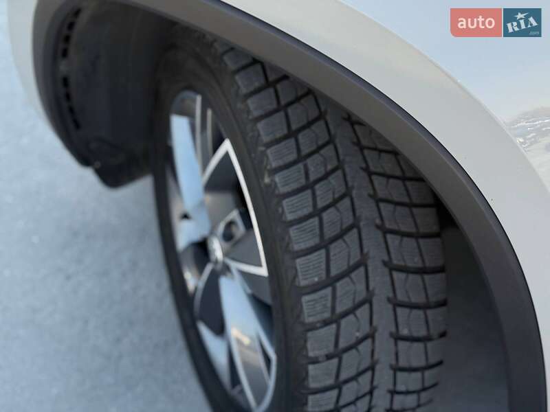 Внедорожник / Кроссовер Skoda Kodiaq 2021 в Ровно