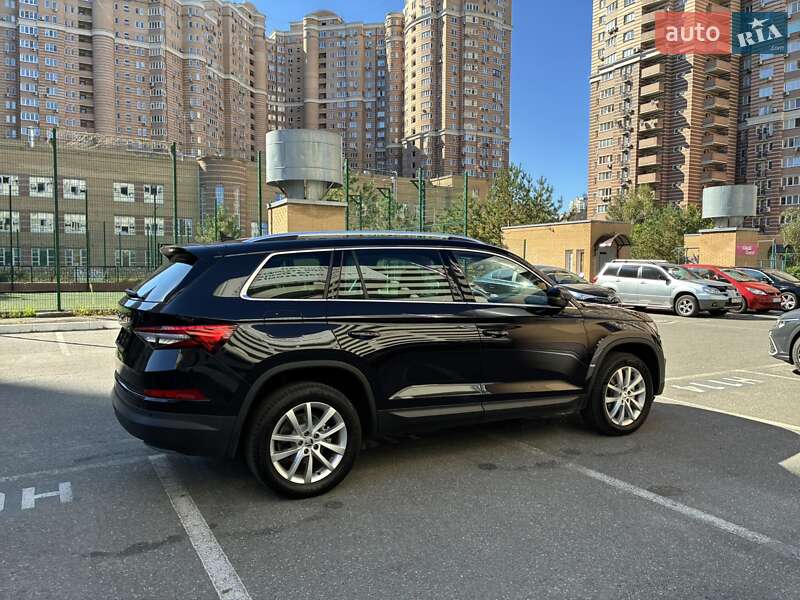 Внедорожник / Кроссовер Skoda Kodiaq 2022 в Киеве