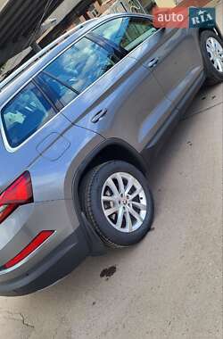 Позашляховик / Кросовер Skoda Kodiaq 2022 в 