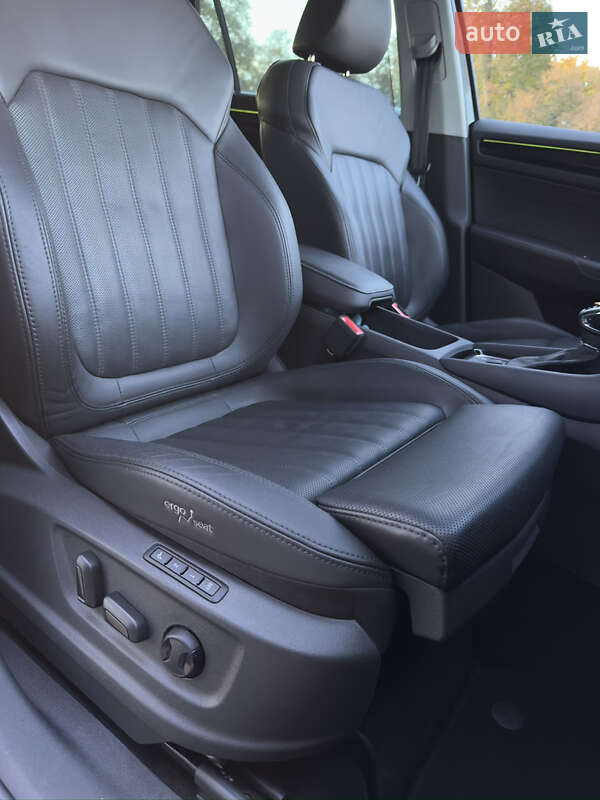 Позашляховик / Кросовер Skoda Kodiaq 2022 в Львові