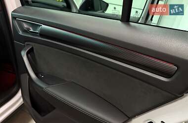 Внедорожник / Кроссовер Skoda Kodiaq 2023 в 