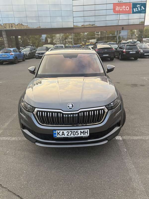 Внедорожник / Кроссовер Skoda Kodiaq 2023 в 