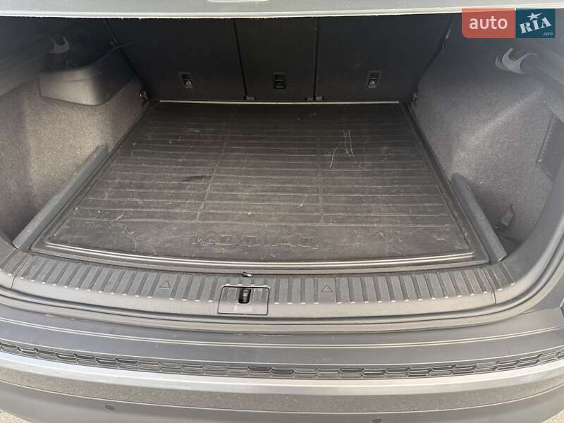 Позашляховик / Кросовер Skoda Kodiaq 2023 в Києві фото 12 Позашляховик / Кросовер Skoda Kodiaq 2023 в Києві