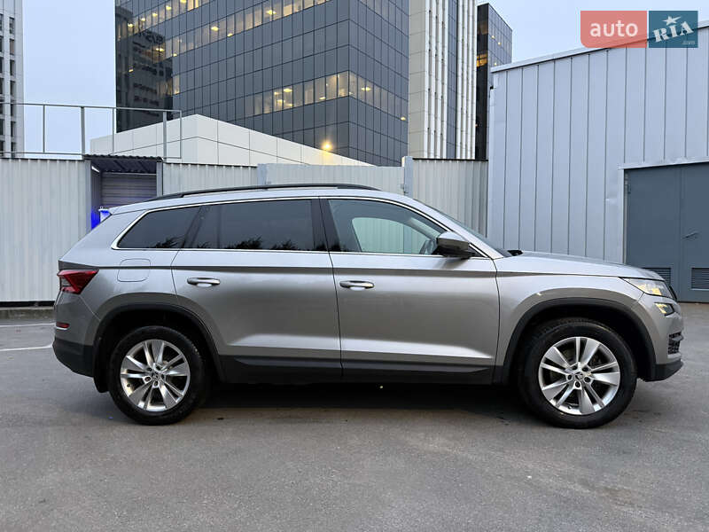 Позашляховик / Кросовер Skoda Kodiaq 2017 в Києві фото 5 Позашляховик / Кросовер Skoda Kodiaq 2017 в Києві