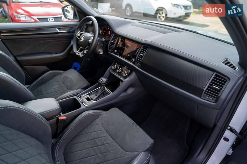 Внедорожник / Кроссовер Skoda Kodiaq 2024 в Киеве