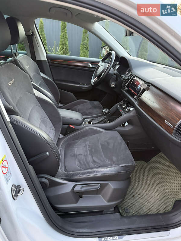 Позашляховик / Кросовер Skoda Kodiaq 2017 в Львові фото 8 Позашляховик / Кросовер Skoda Kodiaq 2017 в Львові