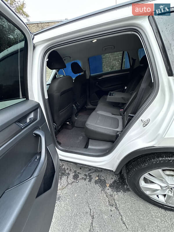 Позашляховик / Кросовер Skoda Kodiaq 2019 в Києві фото 13 Позашляховик / Кросовер Skoda Kodiaq 2019 в Києві