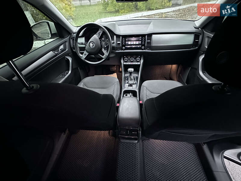 Позашляховик / Кросовер Skoda Kodiaq 2019 в Києві фото 23 Позашляховик / Кросовер Skoda Kodiaq 2019 в Києві