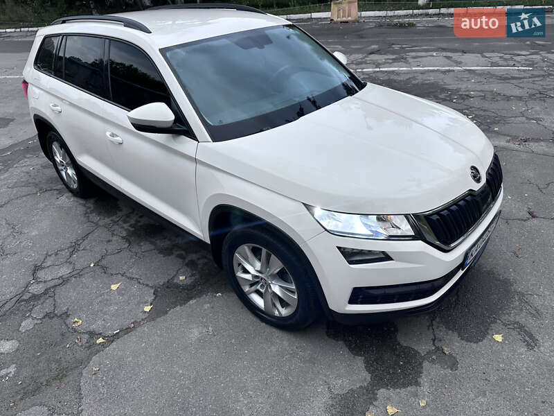 Позашляховик / Кросовер Skoda Kodiaq 2019 в Києві фото 36 Позашляховик / Кросовер Skoda Kodiaq 2019 в Києві