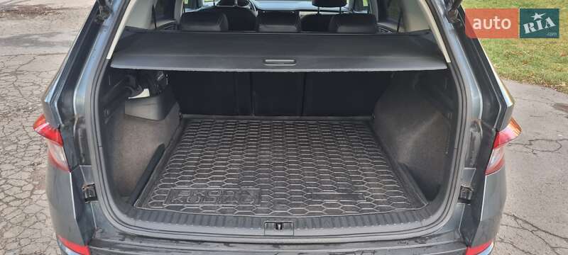 Внедорожник / Кроссовер Skoda Kodiaq 2017 в Львове фото 29 Внедорожник / Кроссовер Skoda Kodiaq 2017 в Львове